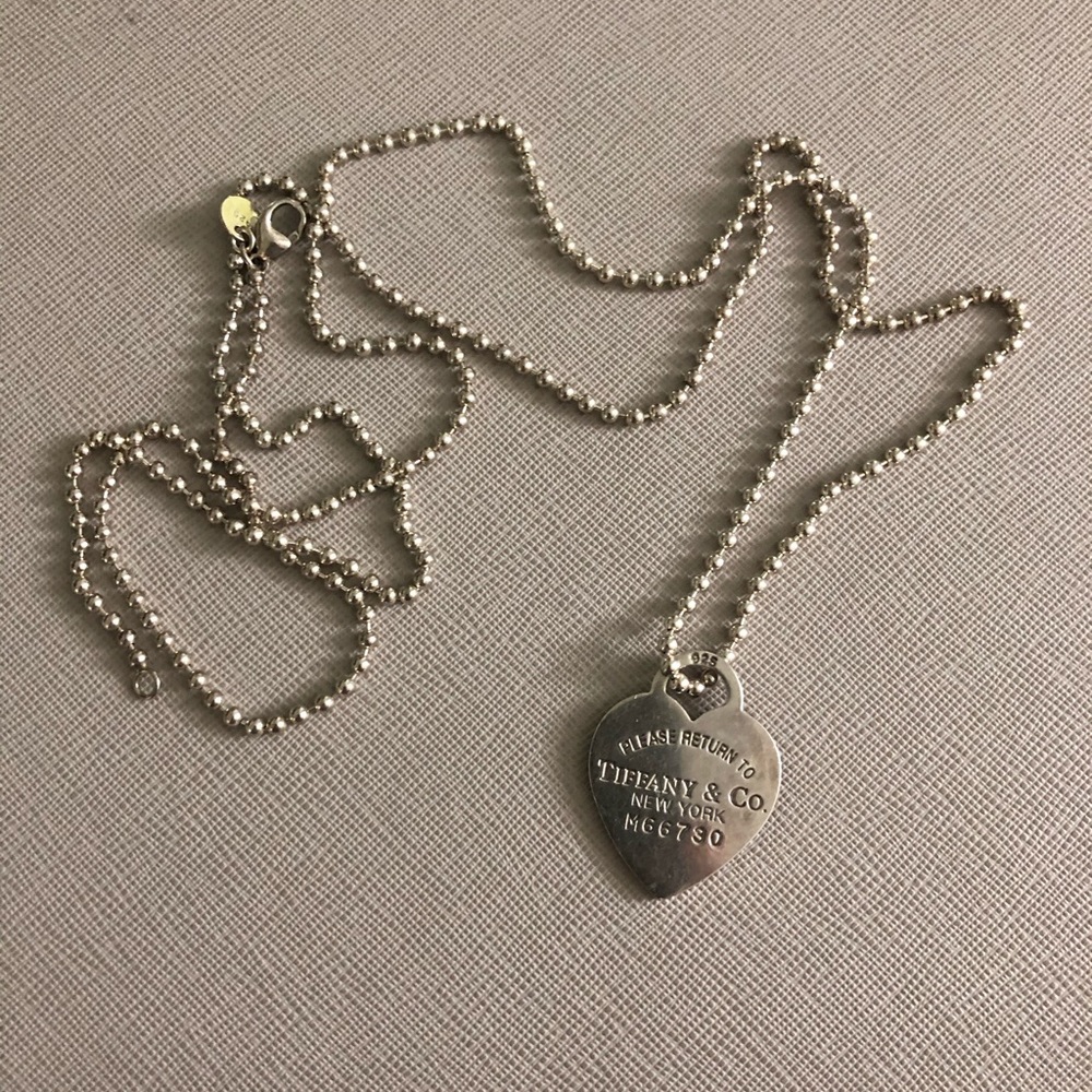 Tiffany’s Heart Necklace